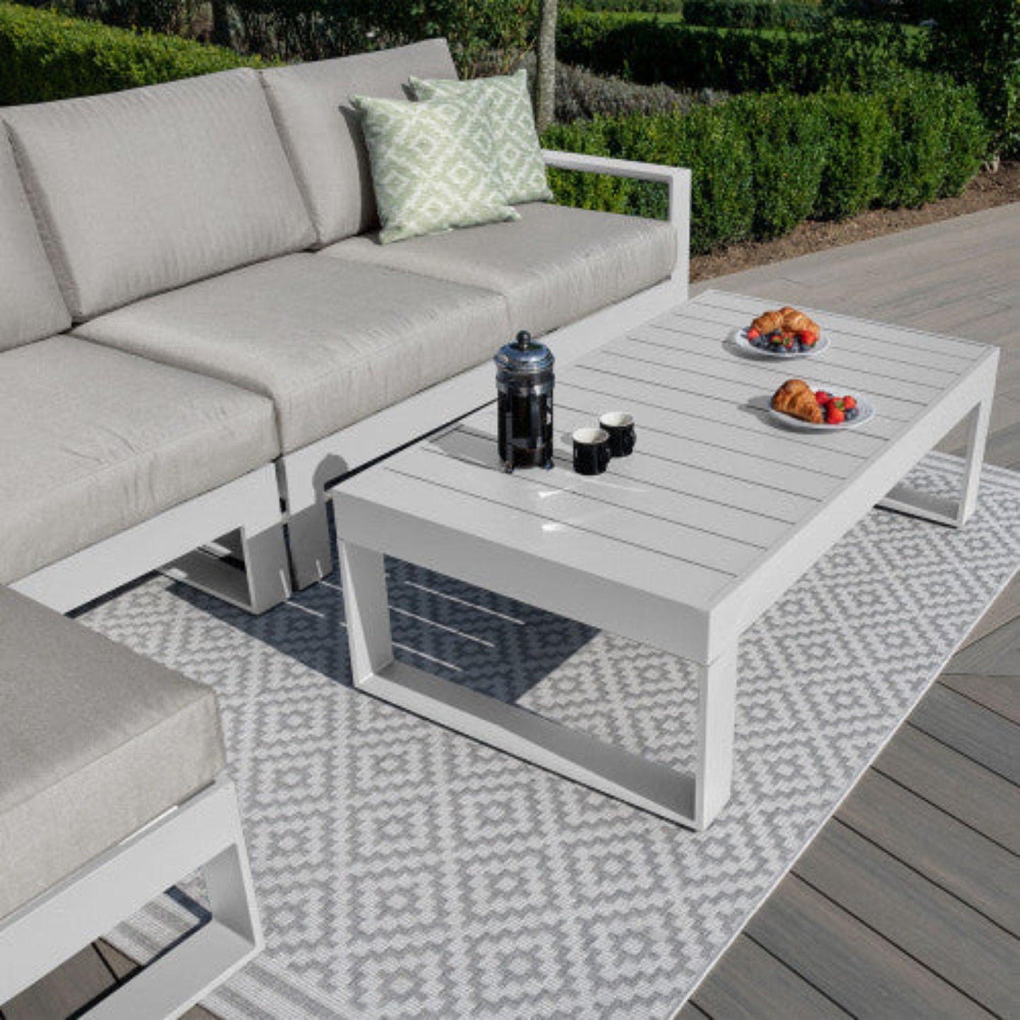Maze Amalfi Chaise Sofa Set - Alfresco Heat