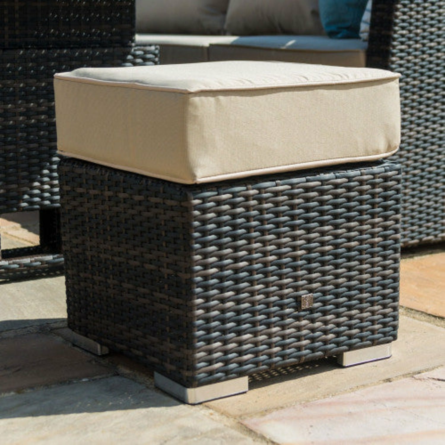 Maze Extending Kingston Corner Dining Set - Alfresco Heat